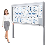 Frittstående Dobbeltsidig 27xA4 Premium Outdoor LED Whiteboard Oppslagsskap med Stolper for Montering på Betong