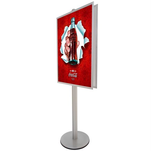 Aluminium plakatstativ montert med 2 stk kilkkrammer med 30mm avrundet profil.